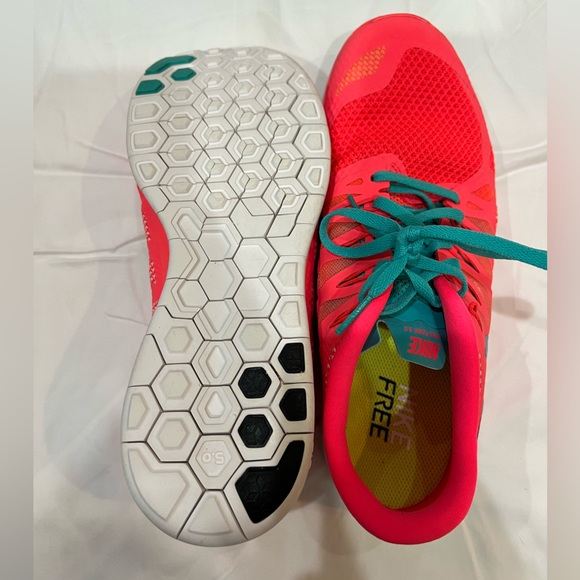New Coral & Turquoise Nike Free 5.0 - Picture 3 of 3